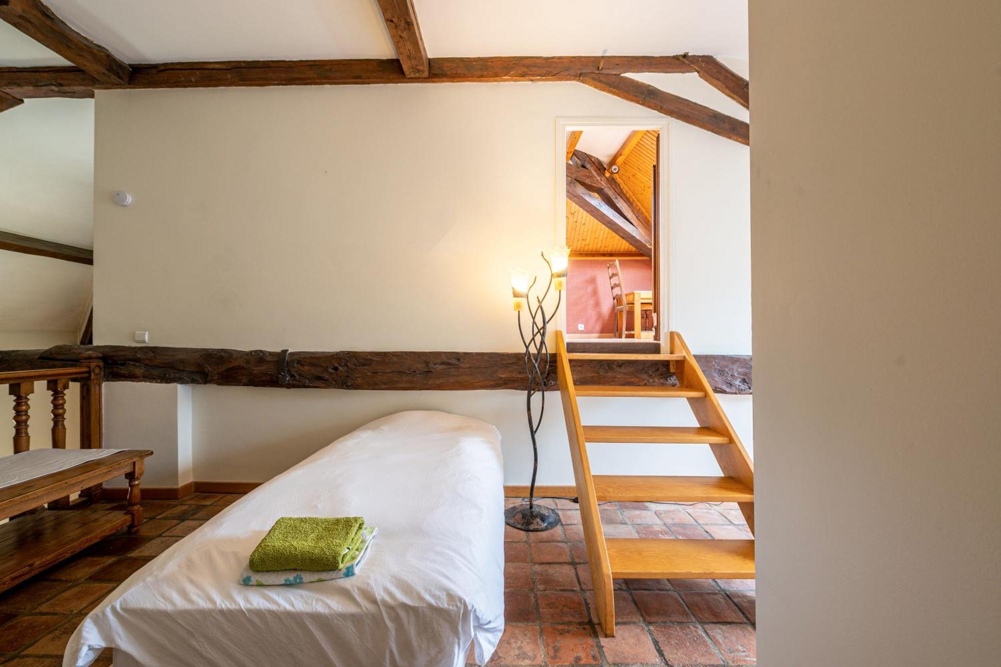 Chateau De Montpon - Grand Logement Leilighet Saint-Sylvestre  Eksteriør bilde