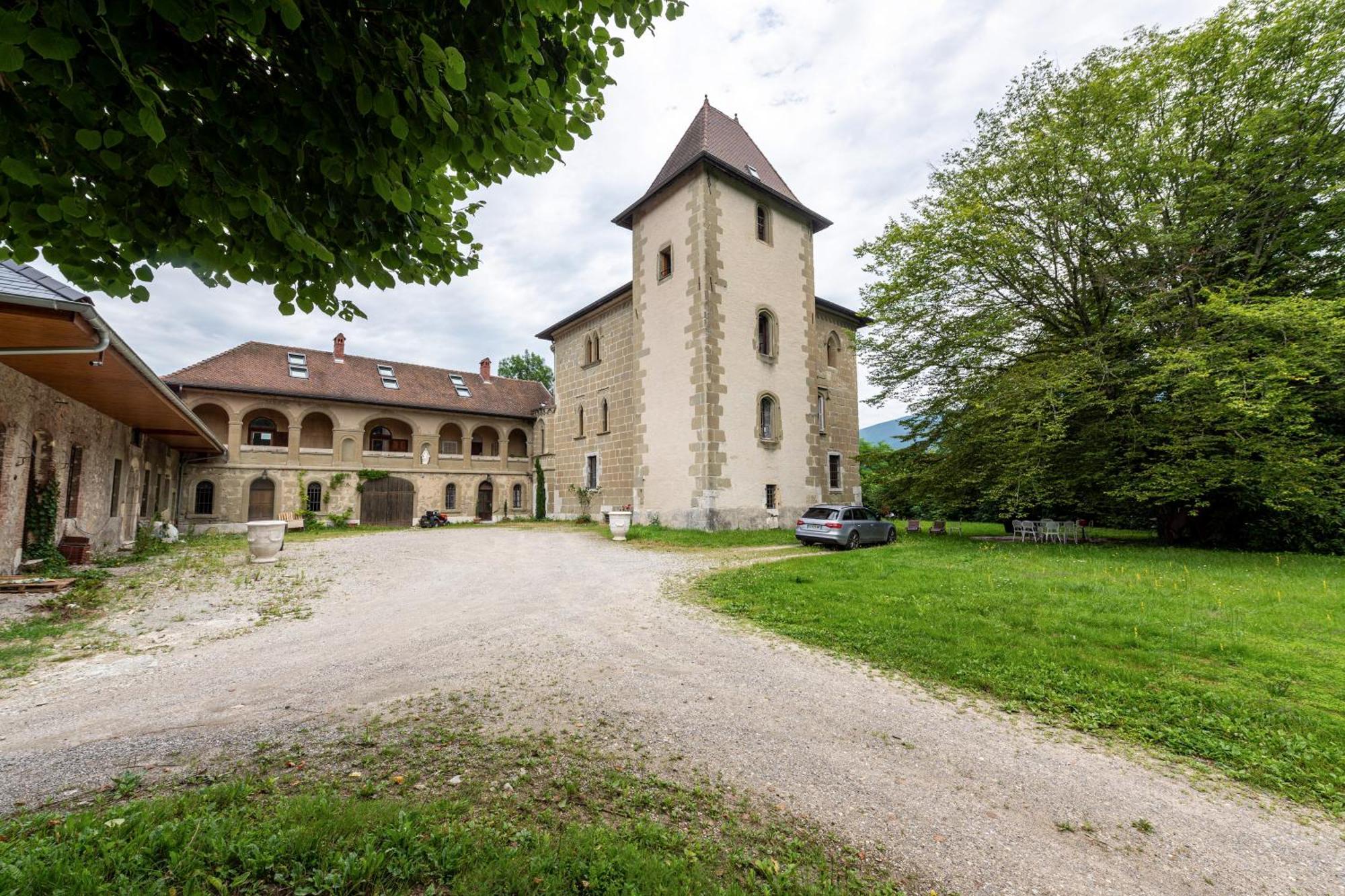 Chateau De Montpon - Grand Logement Leilighet Saint-Sylvestre  Eksteriør bilde